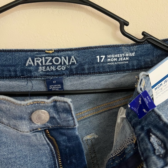 Arizona Jean Company jeans - Picture 3 of 5